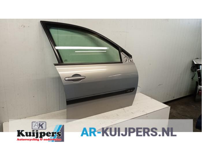Portier 4Deurs rechts-voor - Renault Megane