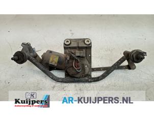 Gebruikte Ruitenwismotor + Mechaniek Renault Espace (JE) 1.9 dTi Prijs € 30,00 Margeregeling aangeboden door Autorecycling Kuijpers