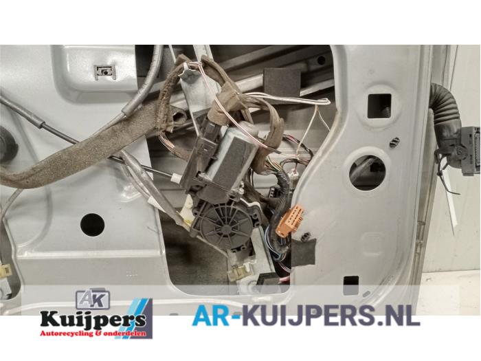 Portier 4Deurs links-voor - Renault Megane