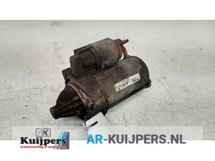 Gebruikte Startmotor Renault Trafic New (FL) 2.0 dCi 16V 115 Prijs € 20,00 Margeregeling aangeboden door Autorecycling Kuijpers