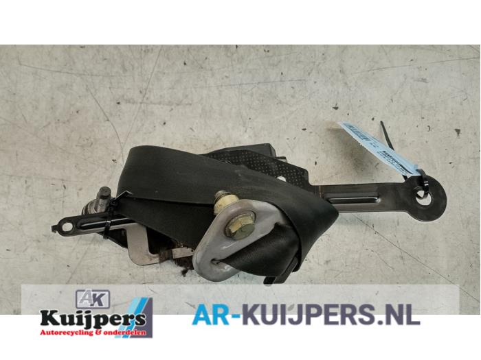 Veiligheidsgordel links-voor - Nissan Primera