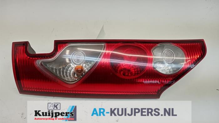 Achterlicht links - Renault Kangoo