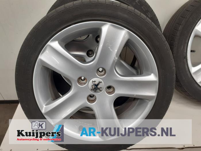 Velgen set + banden - Peugeot 206 PLUS