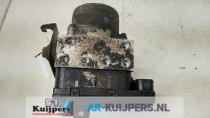 ABS Pomp van een Lancia Lybra SW 2.0 20V 2002