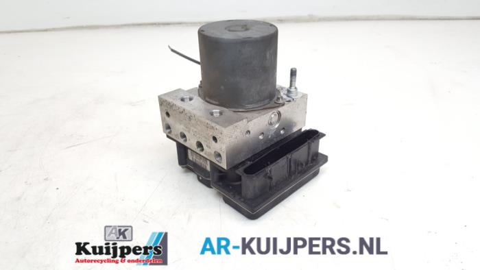 ABS Pomp - Honda FR-V