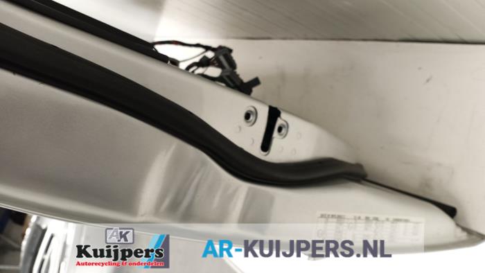 Portier 4Deurs links-voor - Chrysler 300 C