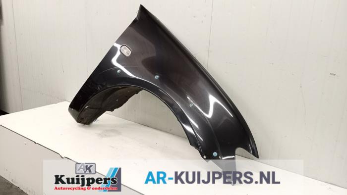 Scherm rechts-voor - Mitsubishi L200