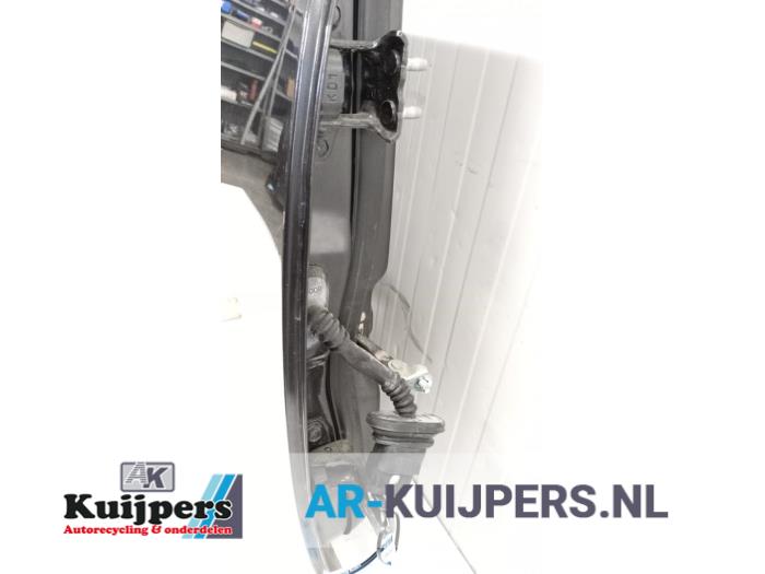 Portier 4Deurs rechts-achter - Mitsubishi L200