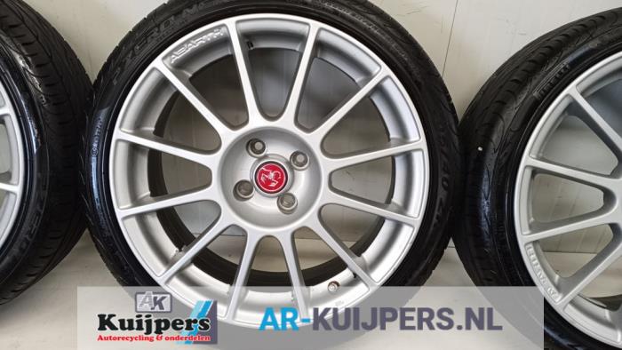 Velgen set + banden - Fiat 500
