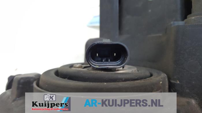 Koplamp rechts - Mitsubishi L200