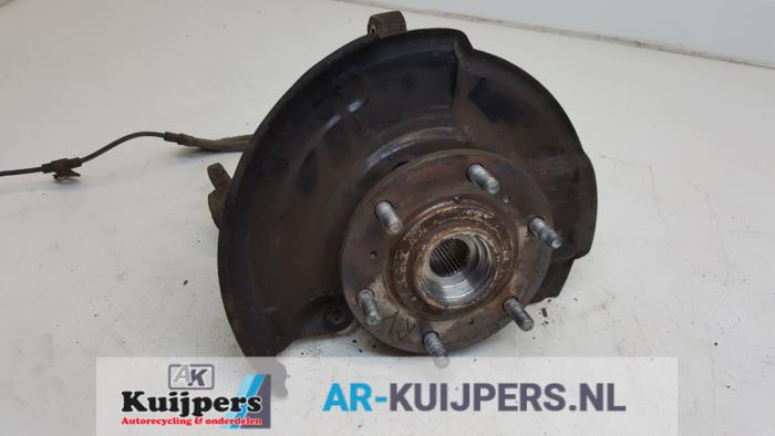 Fusee rechts-voor - Mitsubishi L200