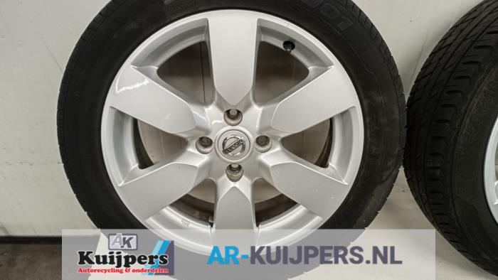 Velgen set + banden - Nissan Note
