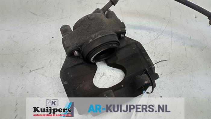 Remklauw (Tang) rechts-voor - Volkswagen Transporter