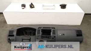 Gebruikte Airbag set + dashboard Volkswagen Transporter T5 2.0 TDI DRF Prijs € 695,00 Margeregeling aangeboden door Autorecycling Kuijpers