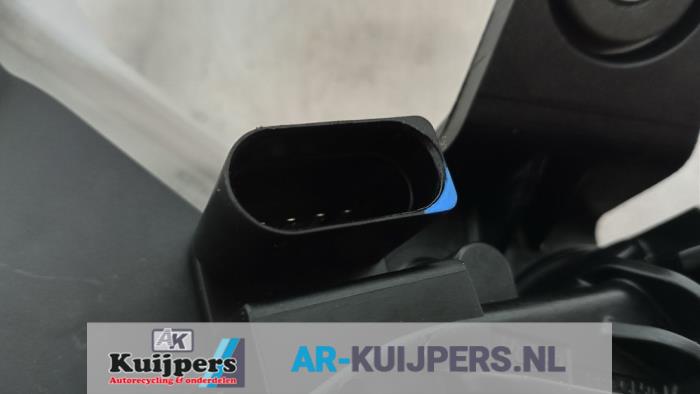 Ruitenwissermotor achter - Kia Venga