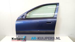 Gebruikte Deur 4Deurs links-voor Volvo V70 (SW) 2.4 D5 20V Prijs € 49,00 Margeregeling aangeboden door Autorecycling Kuijpers