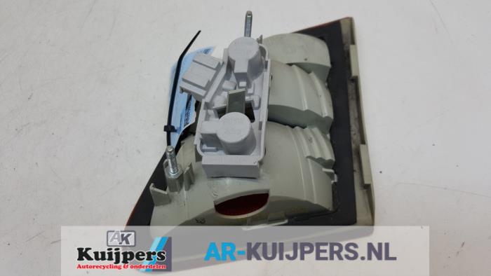 Achterlicht links - Mercedes B-Klasse