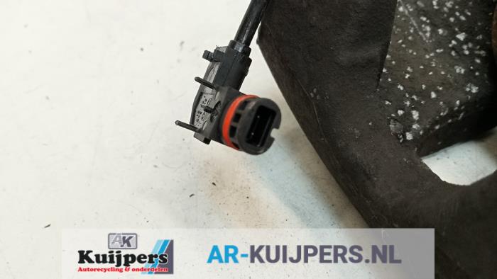 Remklauw (Tang) rechts-voor - Mercedes C-Klasse