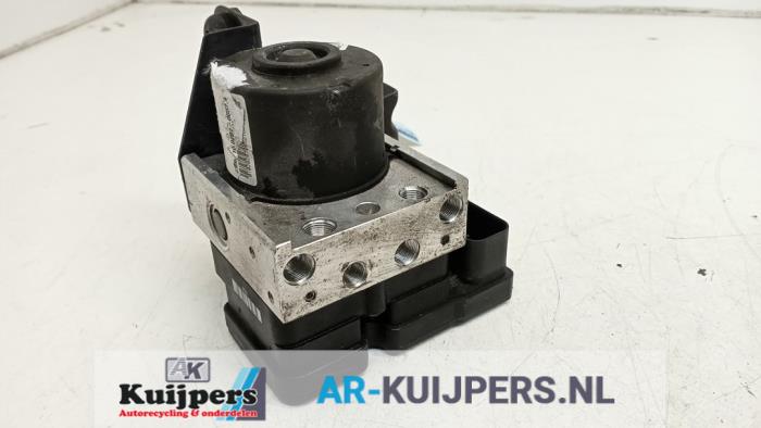 ABS Pomp - Ford C-Max