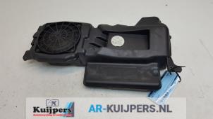 Gebruikte Speaker Porsche 911 (996) 3.4 Carrera 24V Prijs € 35,00 Margeregeling aangeboden door Autorecycling Kuijpers