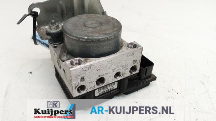 ABS Pomp - Ford KA