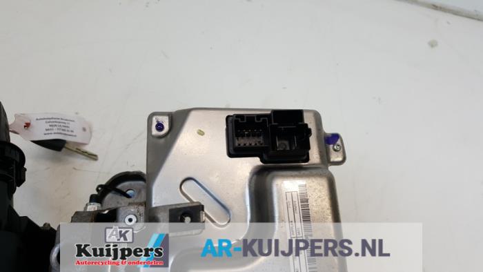 Servo Elektrisch van een Ford Ka II 1.2 2010