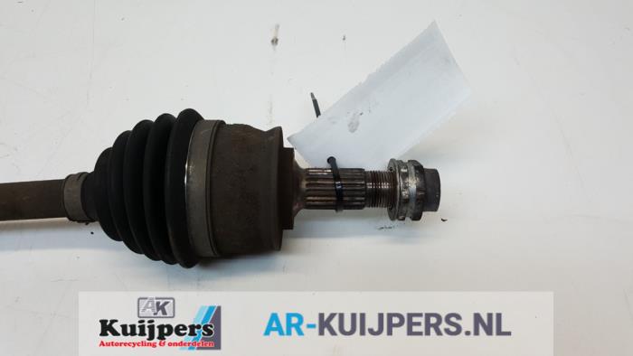 Aandrijfas links-voor - Ford KA