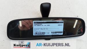Gebruikte Spiegel binnen Kia Sorento I (JC) 2.5 CRDi 16V Prijs € 15,00 Margeregeling aangeboden door Autorecycling Kuijpers