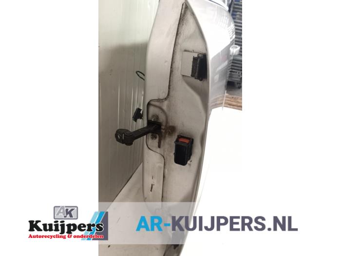 Portier 4Deurs links-voor - Opel Zafira