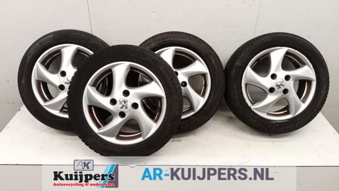 Velgen set + winterbanden - Peugeot 206
