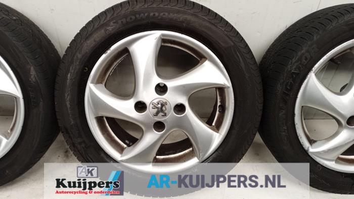 Velgen set + winterbanden - Peugeot 206
