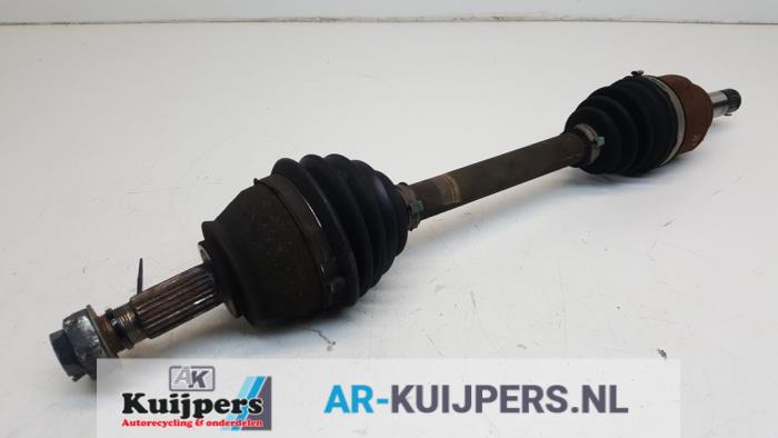 Aandrijfas links-voor van een Fiat Punto Evo (199) 1.3 JTD Multijet 85 16V Euro 5 2010