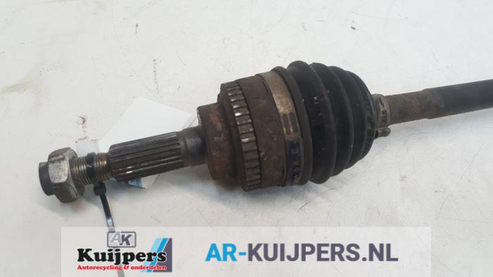Aandrijfas links-voor - Nissan Pixo