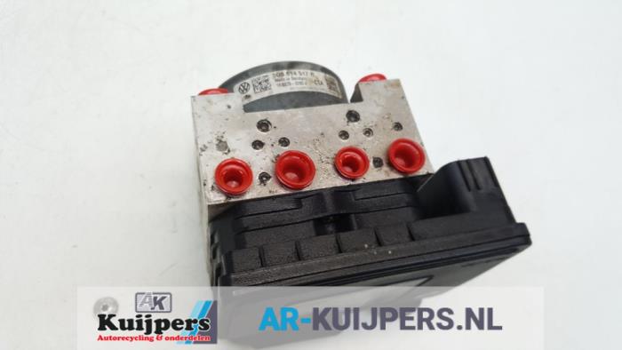 ABS Pomp - Volkswagen Golf