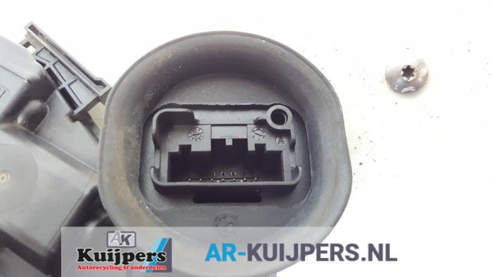 Deurslot Mechaniek 4Deurs rechts-achter - Volkswagen Golf