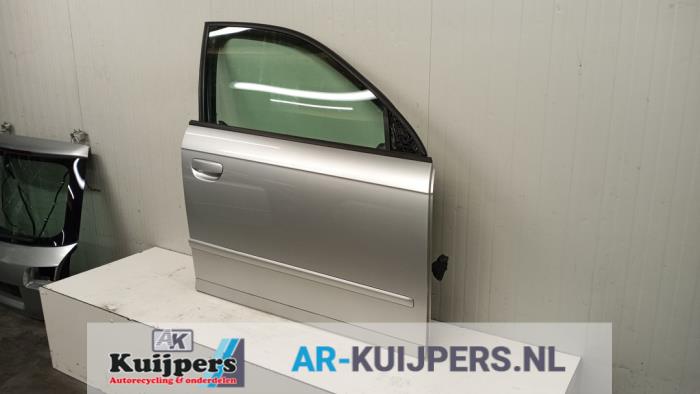 Portier 4Deurs rechts-voor - Audi A4