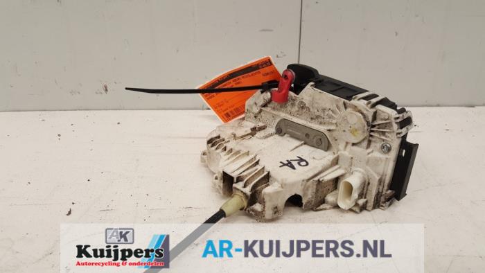 Deurslot Mechaniek 4Deurs rechts-achter - Dodge Avenger