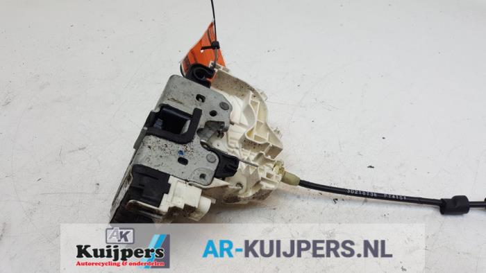 Deurslot Mechaniek 4Deurs rechts-voor - Dodge Avenger