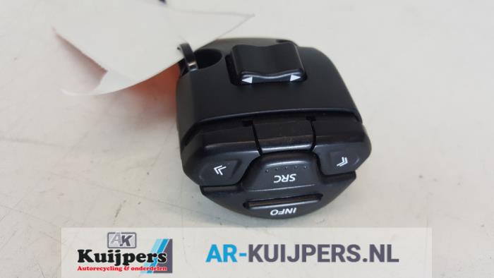 Radiobediening Stuur - Nissan Almera