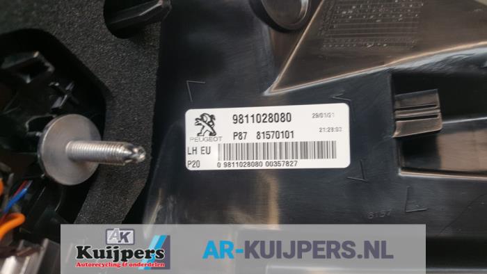 Achterlicht links - Peugeot 5008