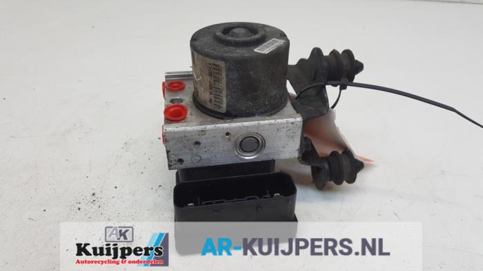 ABS Pomp - Volkswagen Golf
