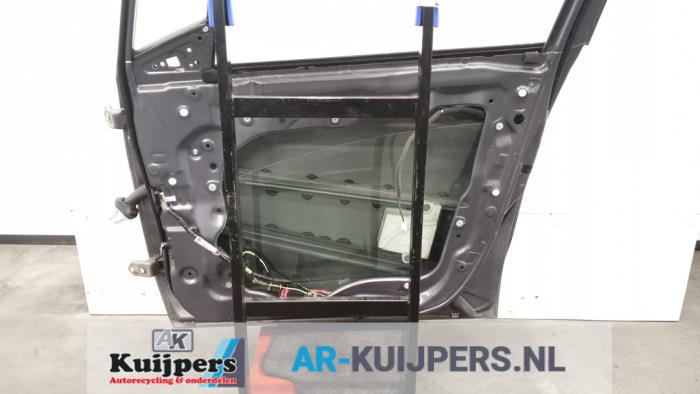 Portier 4Deurs rechts-voor - Mazda 5.