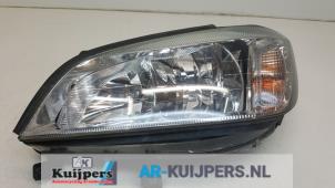 Gebruikte Linker Koplamp Opel Zafira (F75) 1.6 16V Prijs € 20,00 Margeregeling aangeboden door Autorecycling Kuijpers