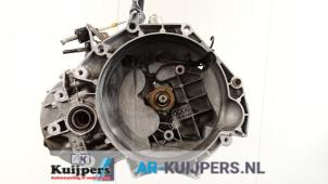 Gebruikte Versnellingsbak Opel Zafira (M75) 2.2 16V Direct Ecotec Prijs € 250,00 Margeregeling aangeboden door Autorecycling Kuijpers