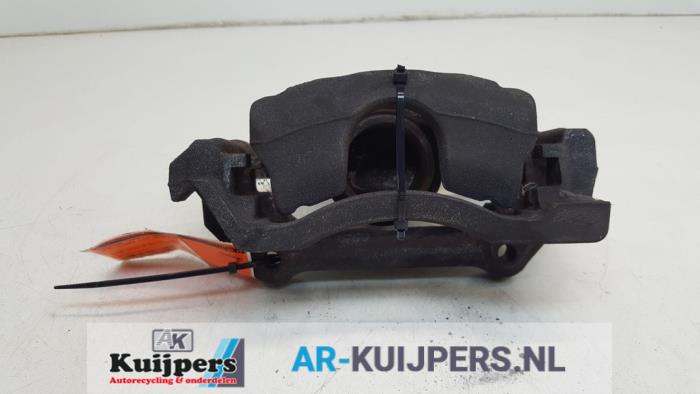 Remklauw (Tang) links-voor - Opel Vivaro