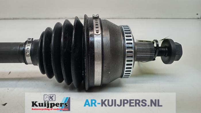 Aandrijfas rechts-voor - Audi A4