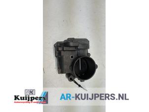 Gebruikte Gasklephuis Peugeot 308 (4A/C) 1.6 VTI 16V Prijs € 30,00 Margeregeling aangeboden door Autorecycling Kuijpers