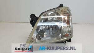 Gebruikte Linker Koplamp Opel Meriva 1.6 16V Prijs € 19,00 Margeregeling aangeboden door Autorecycling Kuijpers