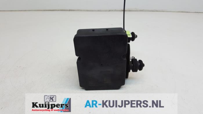 ABS Pomp - Volkswagen Transporter