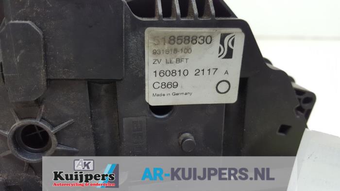 Deurslot Mechaniek 4Deurs rechts-voor - Fiat Punto